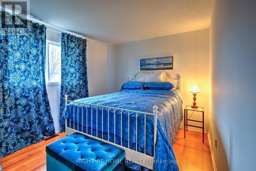 1223 Cedarcroft Crescent, Ottawa, ON - Indoor Photo Showing Bedroom