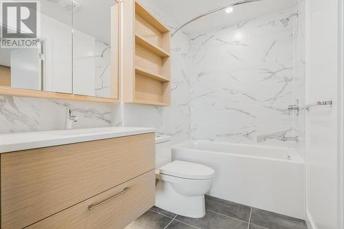 305 8888 Osler Street, Vancouver, BC - Indoor Photo Showing Bathroom