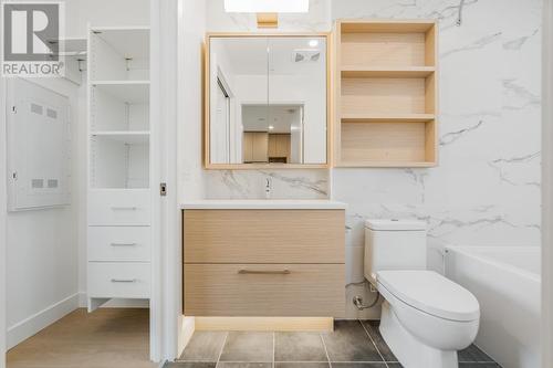 305 8888 Osler Street, Vancouver, BC - Indoor Photo Showing Bathroom