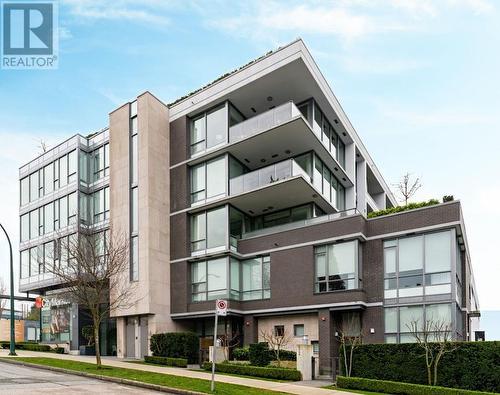 206 2118 W 15Th Avenue, Vancouver, BC - Outdoor With Balcony With Facade