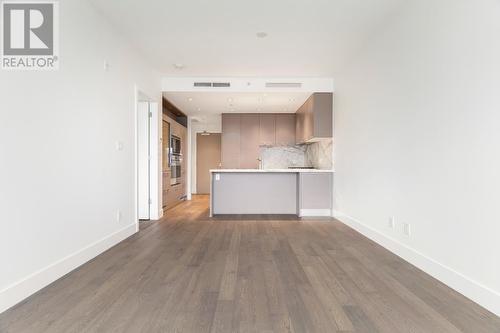 206 2118 W 15Th Avenue, Vancouver, BC - Indoor Photo Showing Kitchen