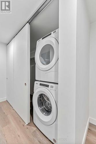 512 - 10 James Street, Ottawa, ON - Indoor Photo Showing Laundry Room