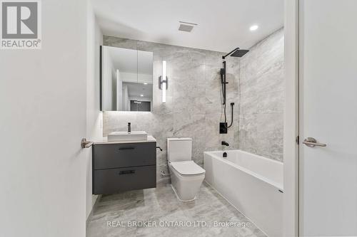 512 - 10 James Street, Ottawa, ON - Indoor Photo Showing Bathroom