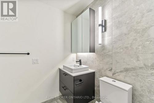 512 - 10 James Street, Ottawa, ON - Indoor Photo Showing Bathroom