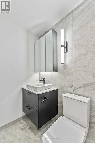 512 - 10 James Street, Ottawa, ON - Indoor Photo Showing Bathroom