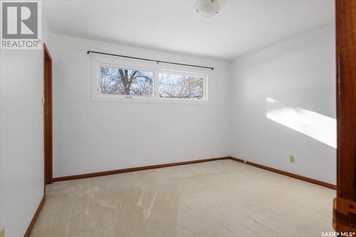 157 Riddell Crescent, Regina, SK - Indoor Photo Showing Other Room