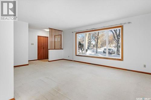 157 Riddell Crescent, Regina, SK - Indoor Photo Showing Other Room