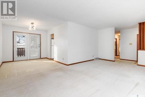 157 Riddell Crescent, Regina, SK - Indoor Photo Showing Other Room