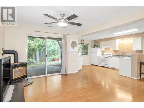 109 Parkside Drive, Port Moody, BC - Indoor Photo Showing Kitchen With Fireplace