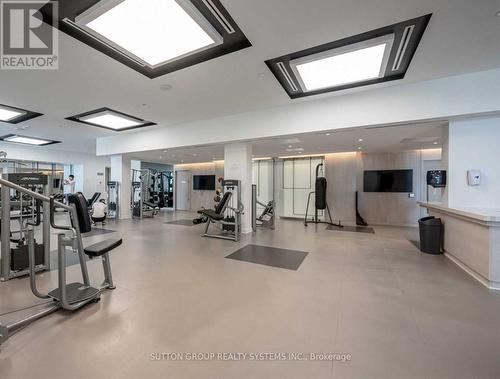 702 - 99 Broadway Avenue, Toronto, ON - Indoor Photo Showing Gym Room