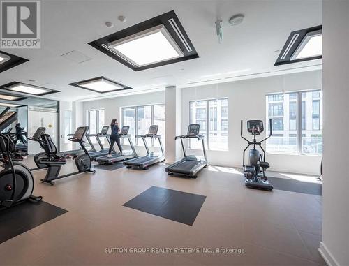 702 - 99 Broadway Avenue, Toronto, ON - Indoor Photo Showing Gym Room