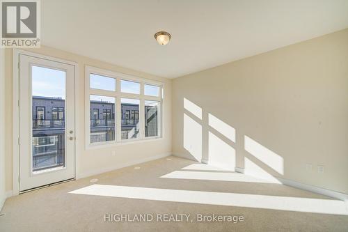 3046 Perkins Way, Oakville, ON - Indoor Photo Showing Other Room