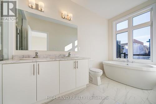 3046 Perkins Way, Oakville, ON - Indoor Photo Showing Bathroom