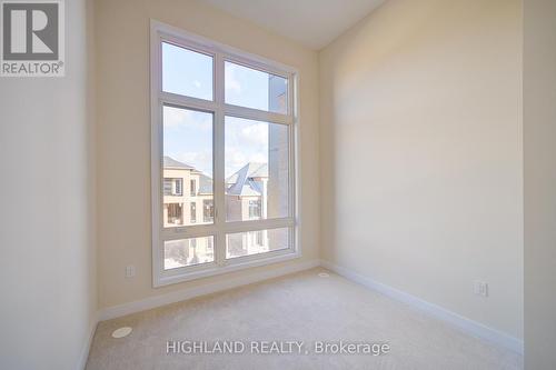 3046 Perkins Way, Oakville, ON - Indoor Photo Showing Other Room