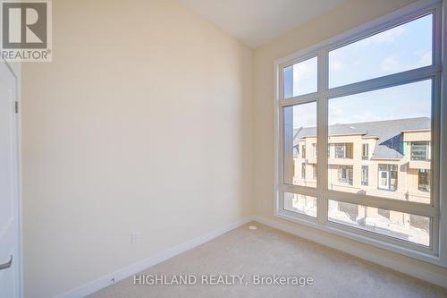 3046 Perkins Way, Oakville, ON - Indoor Photo Showing Other Room