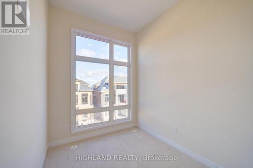 3046 Perkins Way, Oakville, ON - Indoor Photo Showing Other Room