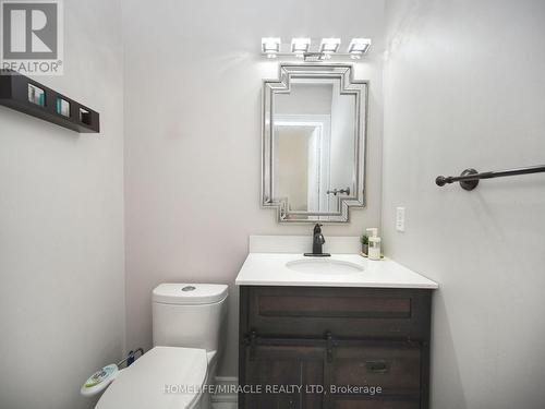 971 Kennedy Circle, Milton, ON - Indoor Photo Showing Bathroom