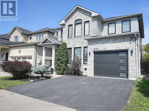 971 Kennedy Circle, Milton, ON - Outdoor With Facade