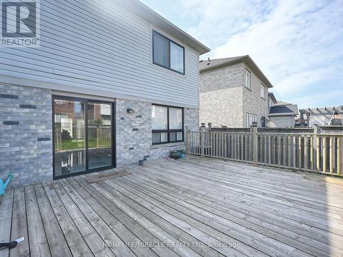 971 Kennedy Circle, Milton, ON - Outdoor With Deck Patio Veranda With Exterior