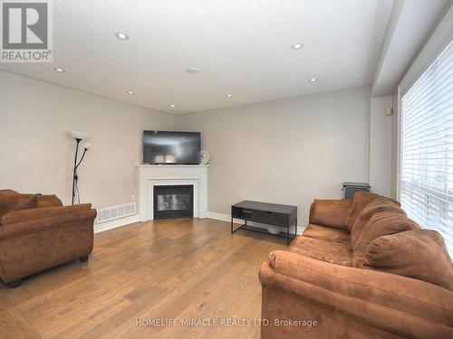 971 Kennedy Circle, Milton, ON - Indoor Photo Showing Living Room With Fireplace