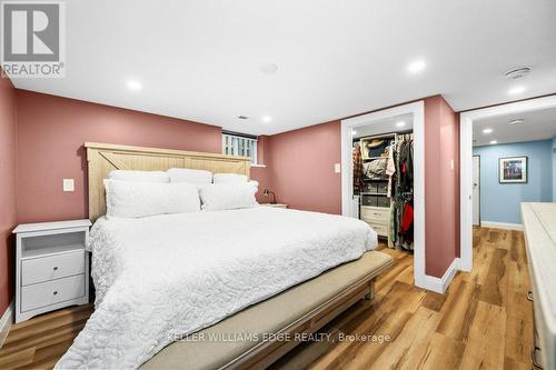 678 Brighton Avenue, Hamilton, ON - Indoor Photo Showing Bedroom