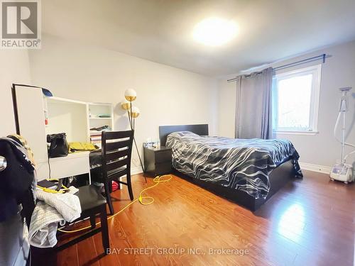 Main - 311 Wenlock Avenue, Richmond Hill, ON - Indoor Photo Showing Bedroom