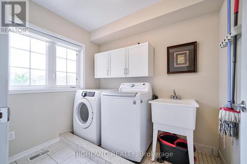 27 Poetry Drive, Vaughan, ON - Indoor Photo Showing Laundry Room