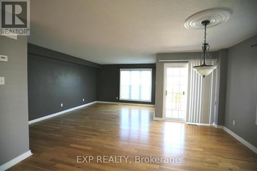 110 Calaveras Avenue, Ottawa, ON - Indoor Photo Showing Other Room