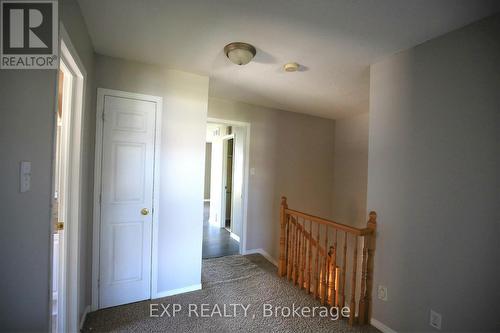 110 Calaveras Avenue, Ottawa, ON - Indoor Photo Showing Other Room