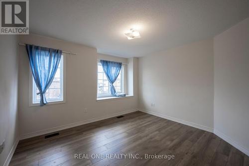 1136 Cenotaph Boulevard, Newmarket, ON - Indoor Photo Showing Other Room