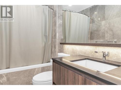 1708 6511 Sussex Avenue, Burnaby, BC - Indoor Photo Showing Bathroom