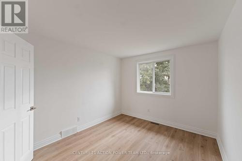 427 Grassland Terrace, Ottawa, ON - Indoor Photo Showing Other Room