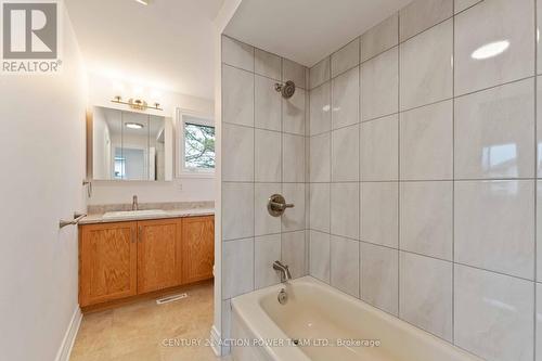 427 Grassland Terrace, Ottawa, ON - Indoor Photo Showing Bathroom