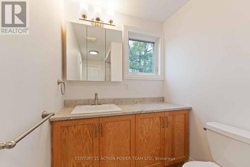 427 Grassland Terrace, Ottawa, ON - Indoor Photo Showing Bathroom