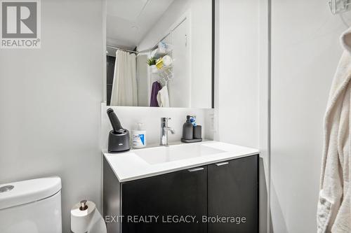 2213 - 20 Edward Street, Toronto, ON - Indoor Photo Showing Bathroom