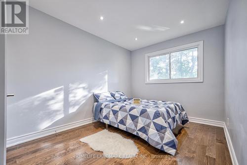 77 Lindsay Avenue, Newmarket, ON - Indoor Photo Showing Bedroom