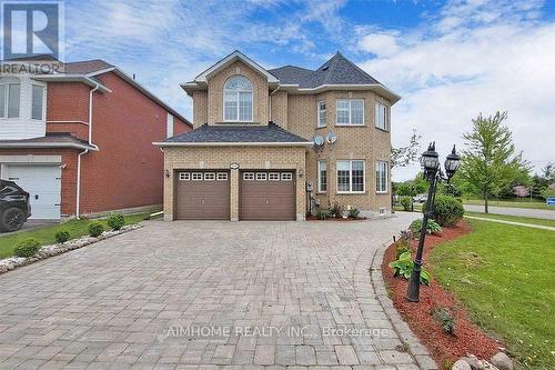 Room 1 - 128 Redstone Road, Richmond Hill, ON - Outdoor