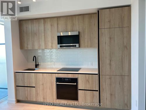 2311S - 127 Broadway Avenue, Toronto, ON - Indoor Photo Showing Kitchen