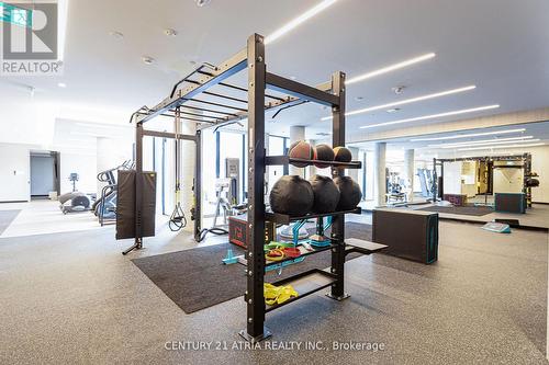 1718 - 2020 Bathurst Street, Toronto, ON - Indoor Photo Showing Gym Room