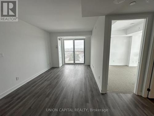 1011 - 120 Varna Drive, Toronto, ON - Indoor Photo Showing Other Room