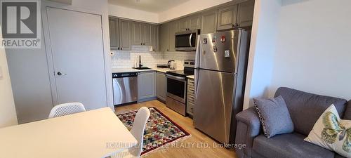 901 - 1255 Bayly Street, Pickering, ON - Indoor Photo Showing Kitchen