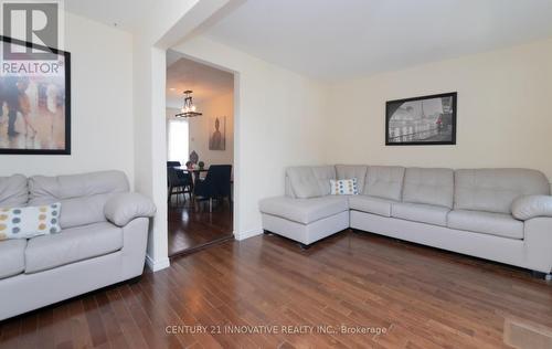 29 Hillary Avenue, Toronto, ON - Indoor Photo Showing Living Room