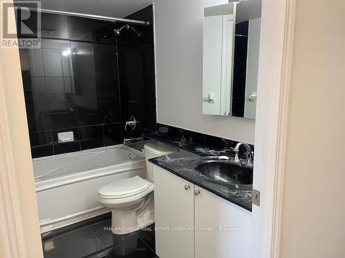 911 - 55 Harrison Garden Boulevard, Toronto, ON - Indoor Photo Showing Bathroom