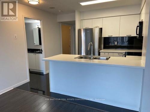 911 - 55 Harrison Garden Boulevard, Toronto, ON - Indoor Photo Showing Kitchen With Double Sink