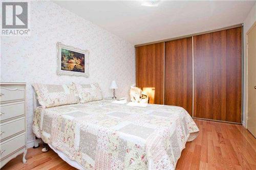 Upper - 40 Kennaley Avenue, Toronto, ON - Indoor Photo Showing Bedroom