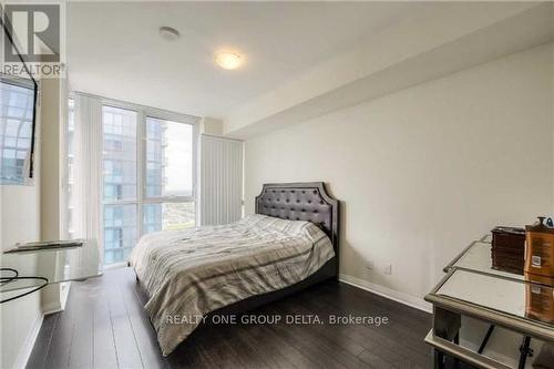 2304 - 55 Eglinton W Avenue, Mississauga, ON - Indoor Photo Showing Bedroom