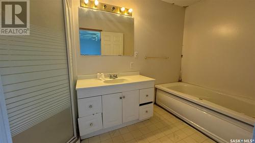 14 Poplar Drive, Birch Hills, SK - Indoor Photo Showing Bathroom