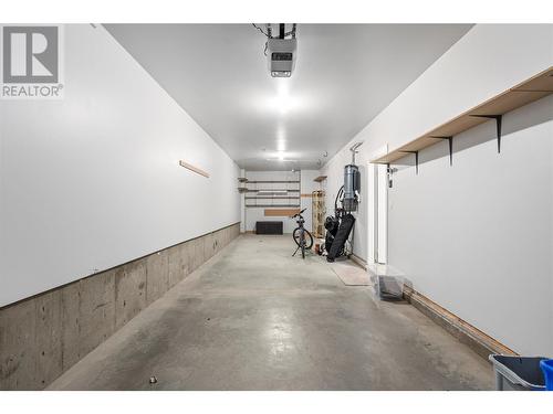 Tandem Garage - 933 Mt Robson Place Place Unit# 11, Vernon, BC - Indoor Photo Showing Other Room