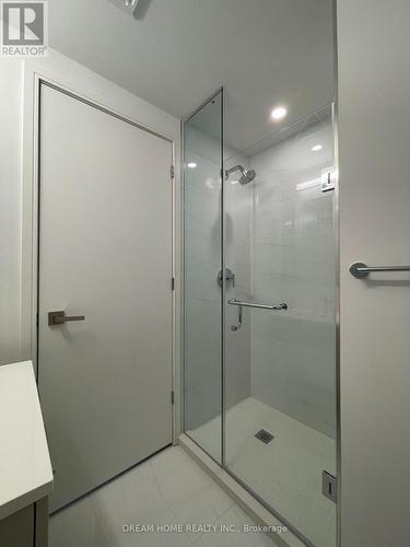 1810 - 3 Gloucester Street, Toronto, ON - Indoor Photo Showing Bathroom