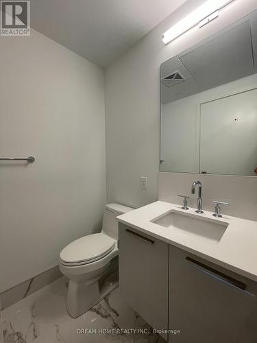 1810 - 3 Gloucester Street, Toronto, ON - Indoor Photo Showing Bathroom